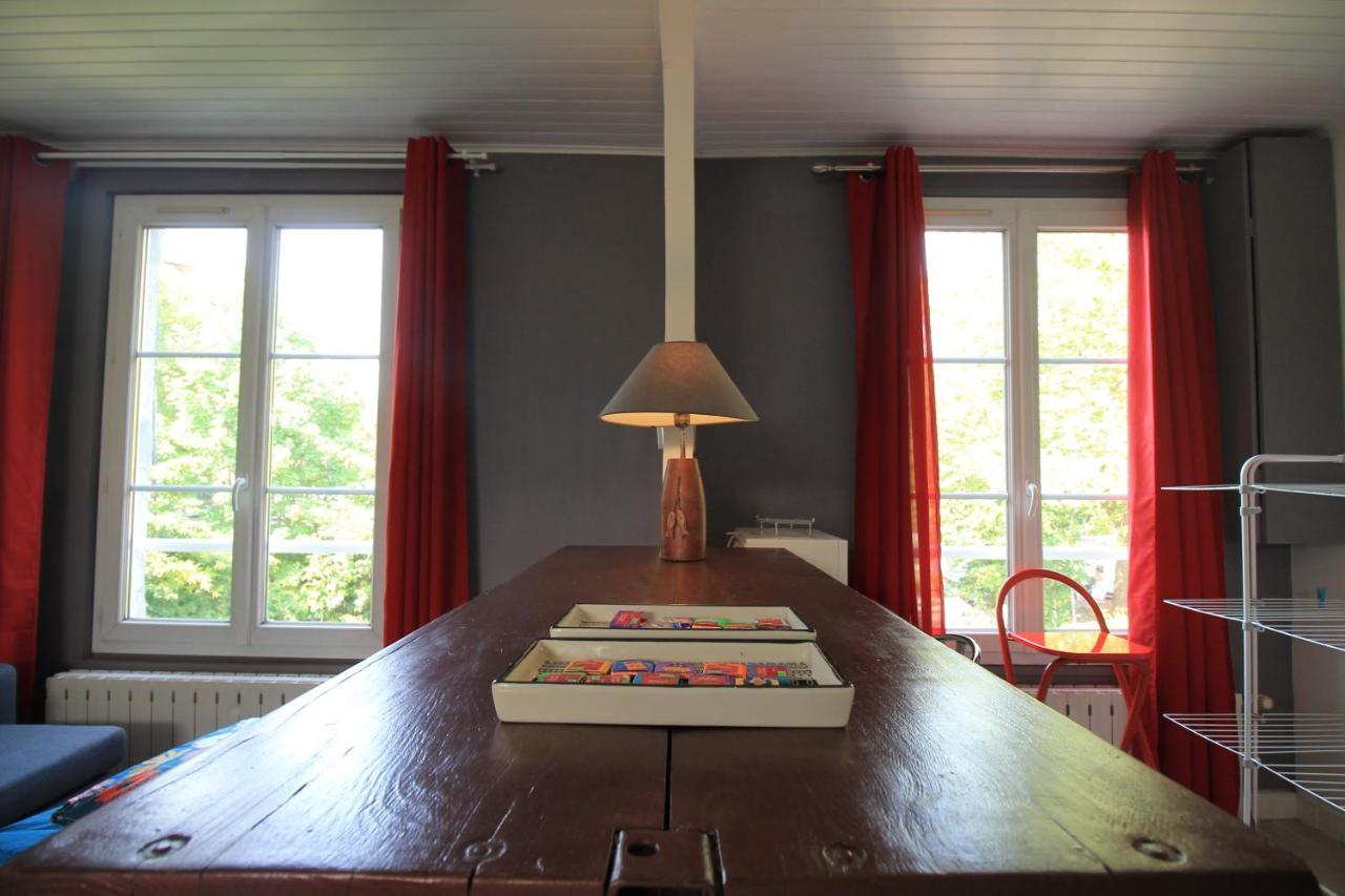 Disponible - Appartement Entier - Ligne H 15Mn Paris-Gare Du Nord, Parking Rue Gratuit, 4 Pers, Station De Train En Face Toutes Les 15Mn, Hippodrome, Cdfas, Universite, Borne Electrique, 1Er Etage オーボンヌ エクステリア 写真