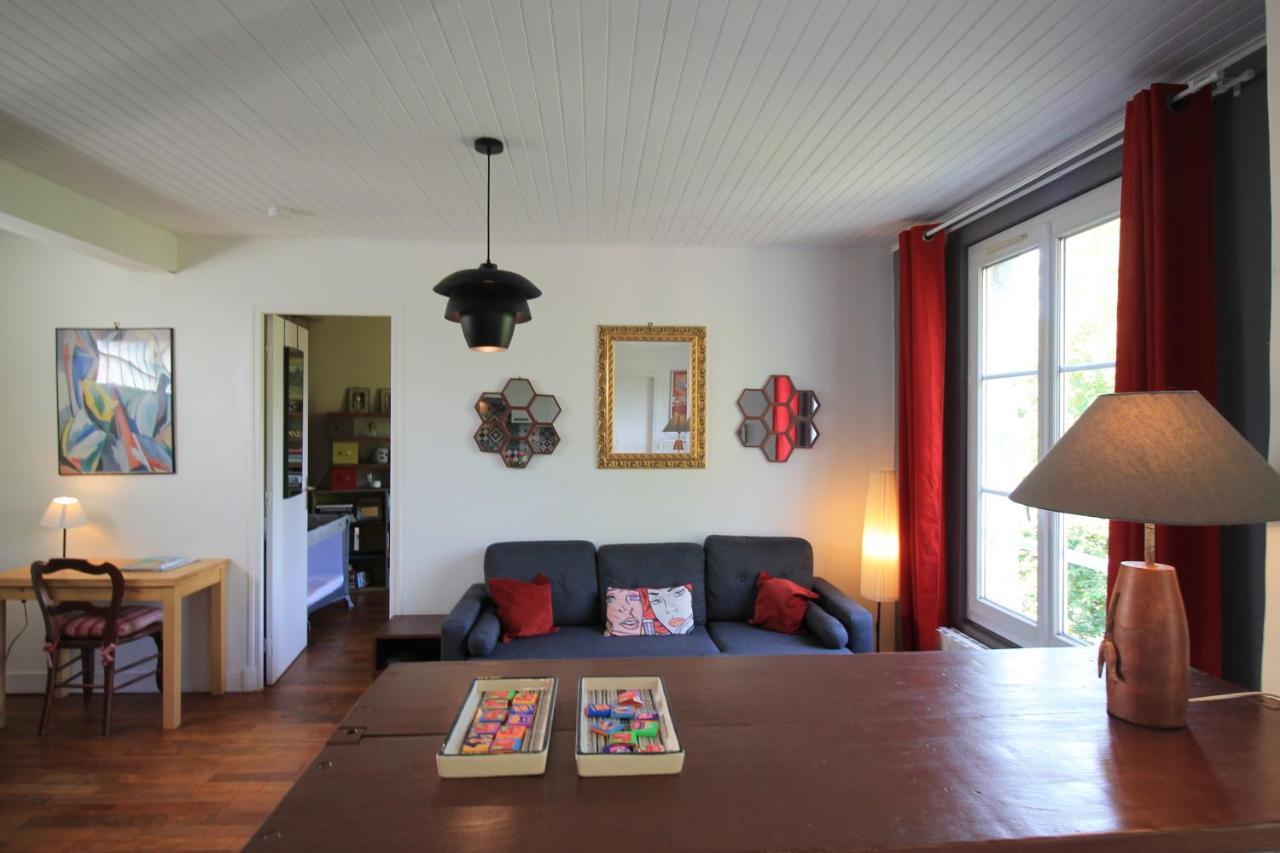 Disponible - Appartement Entier - Ligne H 15Mn Paris-Gare Du Nord, Parking Rue Gratuit, 4 Pers, Station De Train En Face Toutes Les 15Mn, Hippodrome, Cdfas, Universite, Borne Electrique, 1Er Etage オーボンヌ エクステリア 写真