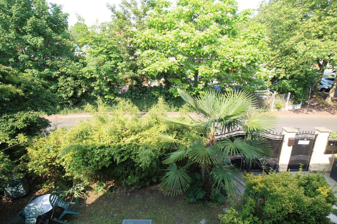 Disponible - Appartement Entier - Ligne H 15Mn Paris-Gare Du Nord, Parking Rue Gratuit, 4 Pers, Station De Train En Face Toutes Les 15Mn, Hippodrome, Cdfas, Universite, Borne Electrique, 1Er Etage オーボンヌ エクステリア 写真